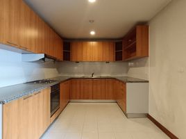3 Schlafzimmer Appartement zu vermieten im Nagara Mansion, Lumphini