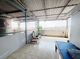 ขายตึกทั้งหมด 4 ห้องนอน ในโครงการ Kitcharoen Village, บางหว้า, ภาษีเจริญ