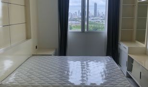 3 Bedrooms Condo for sale in Huai Khwang, Bangkok Supalai Wellington