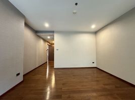 3 Bedroom Condo for sale at The Hudson Sathorn 7, Thung Mahamek, Sathon