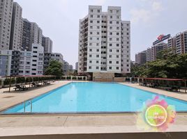 2 Bedroom Apartment for sale at Fortune Condo Town, Chong Nonsi, Yan Nawa