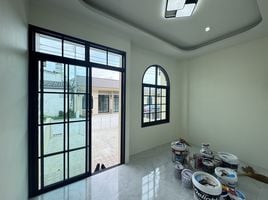 2 Schlafzimmer Reihenhaus zu verkaufen in Phuket Town, Phuket, Ratsada