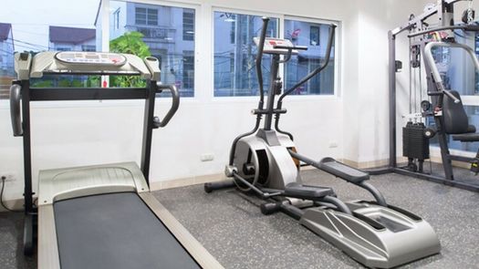 Fotos 1 of the Fitnessstudio at Residence 52