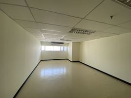 57 m² Office for rent at The Trendy Office, Khlong Toei Nuea