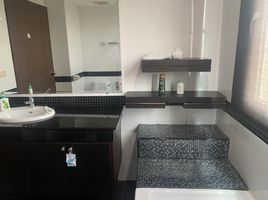 2 Bedroom Apartment for rent at Nova Atrium Pattaya, Nong Prue