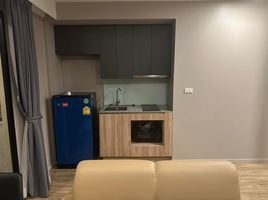 1 Schlafzimmer Wohnung zu vermieten im Blossom Condo @ Sathorn-Charoenrat, Yan Nawa