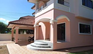 4 Bedrooms House for sale in Phichai, Lampang 