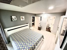 2 Schlafzimmer Wohnung zu verkaufen im Rimhad Condo, Cha-Am, Cha-Am