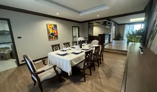 3 Schlafzimmern Appartement zu verkaufen in Khlong Tan Nuea, Bangkok Charan Tower