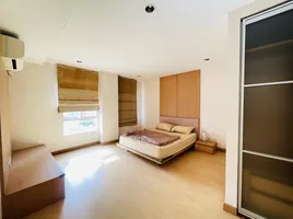 2 Schlafzimmer Appartement zu verkaufen im The Bangkok Sukhumvit 61, Khlong Tan Nuea