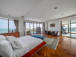 4 Schlafzimmer Penthouse zu vermieten im Napanawin Condominium, Hua Hin City