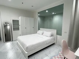 2 Schlafzimmer Wohnung zu verkaufen im Pyne by Sansiri, Thanon Phet Buri