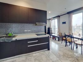 3 спален Квартира на продажу в Sathorn House, Si Lom