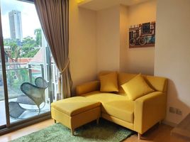 1 Schlafzimmer Appartement zu vermieten im Via Botani, Khlong Tan Nuea