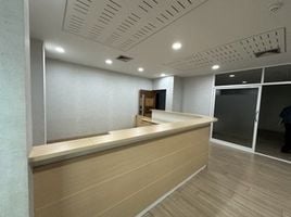 115 кв.м. Office for rent at Namphu Building, Wat Ket, Mueang Chiang Mai, Чианг Маи, Таиланд