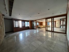3 Bedroom Penthouse for sale at Moon Tower, Khlong Tan Nuea, Watthana