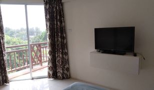 Кондо, 1 спальня на продажу в Surasak, Паттая College View Condo 2