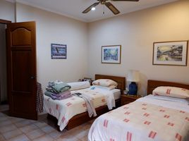 4 Schlafzimmer Haus zu verkaufen im Phoenix Golf Villa, Huai Yai