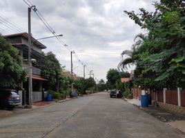 在Baan Orrada Lamluka - Klong 8 出售的3 卧室 屋, Lam Luk Ka, Lam Luk Ka