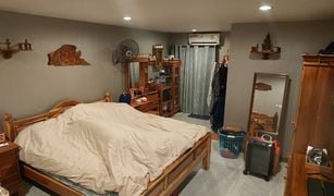 Studio Wohnung zu verkaufen in Wang Thonglang, Bangkok Grand Park Town