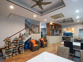 20 спален Гостиница for sale in Пхукет Тощн Пхукет, Карон