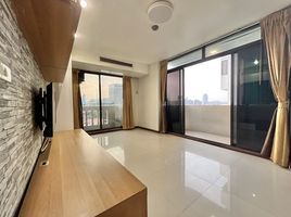 1 Schlafzimmer Wohnung zu verkaufen im J.C. Tower, Khlong Tan Nuea