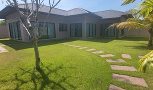 Вилла, 3 спальни на продажу в Huai Yai, Паттайя Baan Pattaya 5