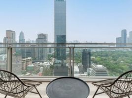 2 спален Кондо в аренду в 185 Rajadamri, Lumphini