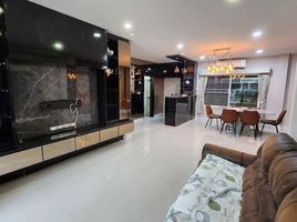 4 Bedroom House for sale at The City Sathon - Ratchapruek, Bang Wa
