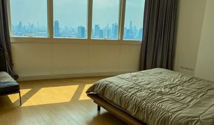 3 Bedrooms Condo for sale in Khlong Toei, Bangkok Millennium Residence