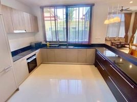 3 Bedroom Villa for sale in Rawai, Phuket Town, Rawai