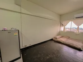 Studio Wohnung zu vermieten im Keha Thepprasit, Nong Prue