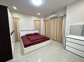 3 Bedroom House for rent at Sirisa 12 Village , Na Kluea