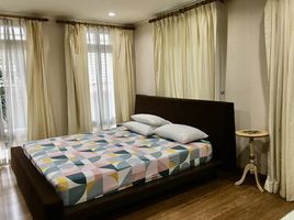 3 Schlafzimmer Appartement zu verkaufen im Wattana Suite, Khlong Toei Nuea