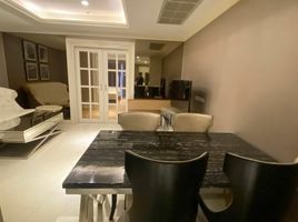 1 Schlafzimmer Appartement zu vermieten im Nusa State Tower Condominium, Si Lom