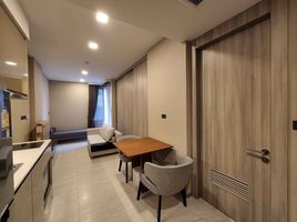 1 спален Кондо в аренду в FYNN Sukhumvit 31, Khlong Toei Nuea