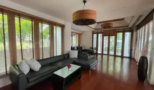 5 Schlafzimmern Villa zu verkaufen in Na Kluea, Pattaya 