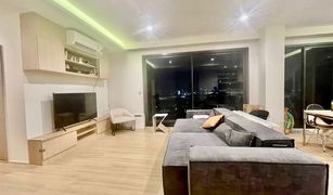 曼谷 Chomphon M Jatujak 3 卧室 顶层公寓 售 