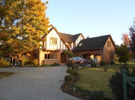 6 Bedroom House for sale in Santiago, San Jode De Maipo, Cordillera, Santiago