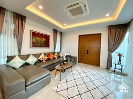 4 Schlafzimmer Villa zu vermieten im Ameen House, Si Sunthon, Thalang