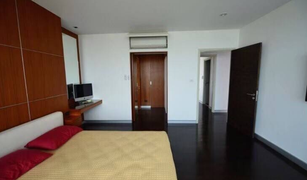 2 Bedrooms Condo for sale in Bang Lamphu Lang, Bangkok Watermark Chaophraya