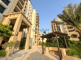 2 बेडरूम कोंडो for sale at Al Jazi, Madinat Jumeirah Living, उम्म सुकीम