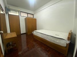 3 Bedroom Apartment for rent at Aree Mansion, Khlong Tan, Khlong Toei, Bangkok