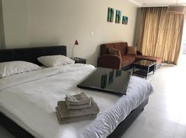 Studio Apartment for rent at Sunrise Beach Resort And Residence, Na Chom Thian