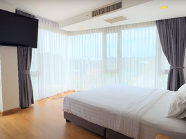 2 Bedroom Condo for sale at The Elegance, Nong Prue, Pattaya
