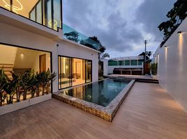 3 Bedroom House for sale in Rawai, Phuket Town, Rawai