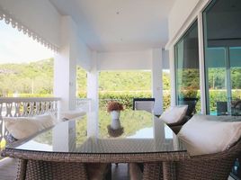 4 Schlafzimmer Villa zu verkaufen im Baanthai Pool Villa, Nong Kae