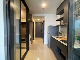 1 Bedroom Condo for rent at XT Huaikhwang, Din Daeng, Din Daeng