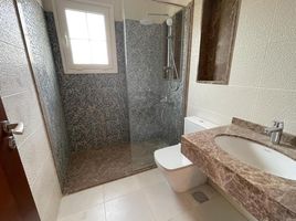 2 Schlafzimmer Appartement zu vermieten im Regents Park, Al Andalus District