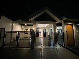 3 Bedroom House for rent at Sri Suchart Grand View 2, Ko Kaeo